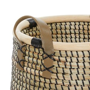 Hot Selling <b>Rustic</b> Round Seagrass Basket Eco Friendly Handmade Multifunctional Laundry Storage Organizer for Home - Product Image 5
