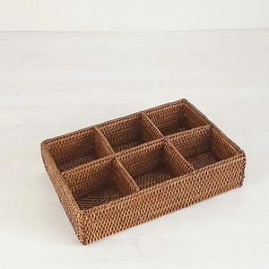 ถาดจัดระเบียบหวายสาน ตะกร้าเก็บของรักษ์โลก สไตล์เรียบง่าย โบโฮ ตกแต่งอย่างยั่งยืน สำหรับโต๊ะทำงาน ลิ้นชัก ขายส่ง ส่งออก - Product Image 5