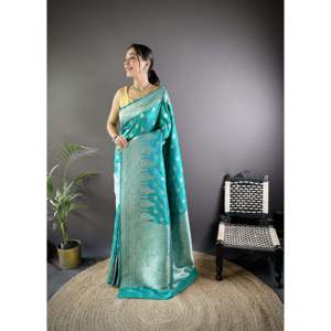 ผ้าไหมไลชีวิชัลี บานาราซี - ผ้าพันคอและผ้าคลุมไหล่แบบดั้งเดิม - Product Image 4