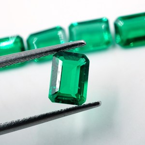 HAYAAT GEMS มรกตสีเขียวธรรมชาติ 4.60 กะรัต ทรงคุชชั่น (7x5 มม.) สำหรับทำเครื่องประดับ - Product Image 6