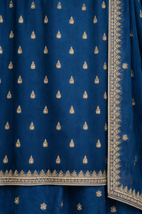 Nuevo y elegante conjunto de kurta, salwar y dupatta bordado para mujer, con un hermoso diseño para oficina y fiestas. - Product Image 6