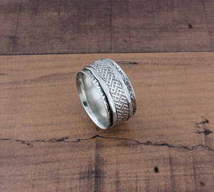 Anillo Giratorio de Plata de Ley 925 para Aliviar la Ansiedad, Anillo Giratorio de Meditación Boho Hecho a Mano con Banda Ancha, Joyería Antiestrés - Product Image 4