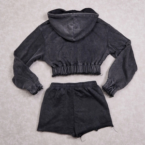 Ensemble court à capuche délavé pour femme, tissu confortable, qualité supérieure, streetwear, deux pièces, vente en gros, directement de l'usine - Product Image 2