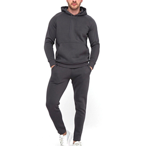 Conjunto Deportivo de Algodón para Hombre, Colección de Invierno, con Diseño Personalizado, Buen Precio, Servicio OEM, Ropa Deportiva para Gimnasio, Conjuntos Deportivos de Invierno de Moda - Product Image 1