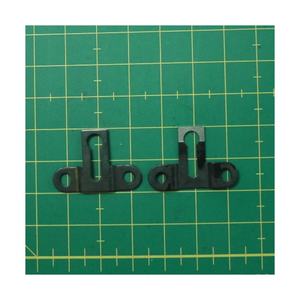 141543-0-01 PIEZA DE MÁQUINA DE COSER INDUSTRIA DE CUCHILLOS FIJOS HECHO EN TAIWÁN - Product Image 1