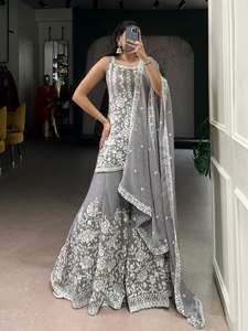 Conjunto de Salwar/Kurta Pakistaní de Lujo con Múltiples Detalles y Bordados Especiales para Aniversario de Bodas, con Envío Gratuito a Todo el Mundo - Product Image 4