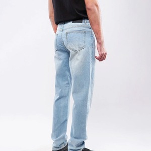 Jean en denim délavé coupe droite pour homme, taille mi-haute, coupe classique, en coton, style décontracté printemps, bleu clair - Product Image 4