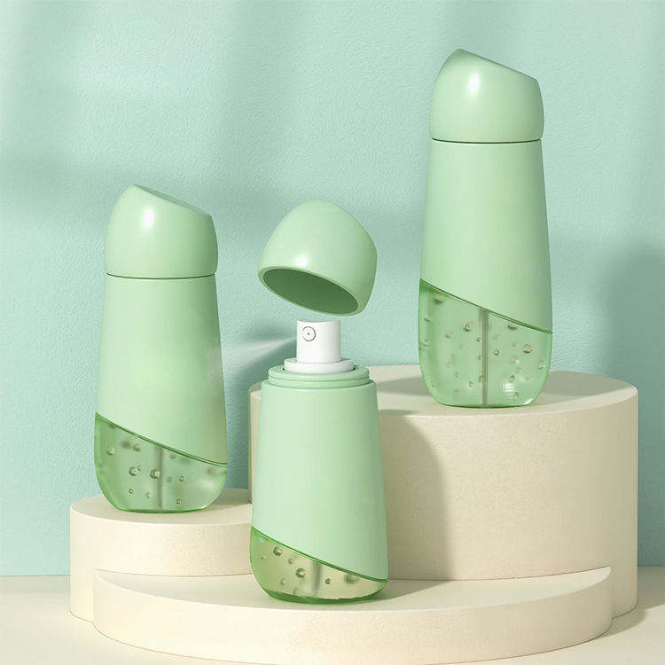 สีเขียว