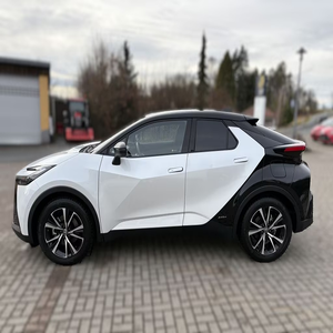 Toyota C-HR 2.0 Híbrido AWD GR SPORT Premiere, SUV Compacto Híbrido, Volante a la Izquierda, Calidad de Exportación - Product Image 2