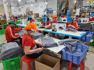 Bolsos de Vietnam, bolsos de hombro de compras por sublimación de fábrica, logotipo de impresión personalizado, bolso de mano de lona de gran tamaño para ir de compras - Product Image 6