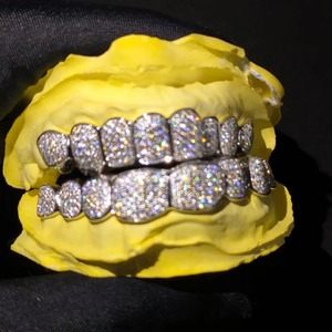 Grillz VVS Moissanite 10 Top 10 Bottom 20Pcs, personnalisés, plaqués rhodium, en argent sterling 925, bijoux de luxe Hip Hop - Product Image 6