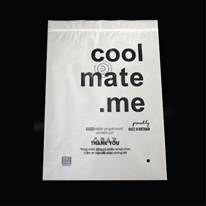 Sac de vêtement en vrac à partir de sacs écologiques d'amidon pour les détaillants éco-conscients et l'emballage de mode à grande échelle - Product Image 5