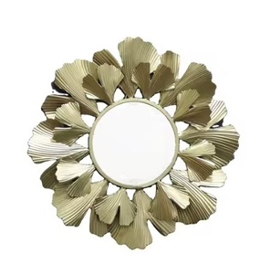Espejos de pared de diseño de metal de hierro de calidad estándar utilizados para decoración de interiores, espejo decorativo colgante de pared al precio más bajo. - Product Image 1