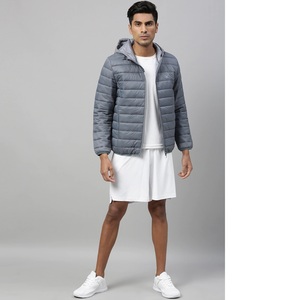 Veste matelassée à capuche grise pour homme, fermeture éclair sur le devant, couleur unie, coupe slim, coupe-vent, vêtement d'automne, rembourrage en polyester - Product Image 2