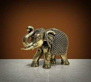 Figurine d'éléphant en laiton artisanale (unitaire) – Finition antique – Statue décorative d'éléphant pour la maison et le bureau - Product Image 1