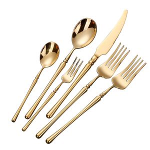 Convierta cada cena en una experiencia de lujo con cubiertos decorativos diseñados para una mesa elegante y grandiosa. - Product Image 3