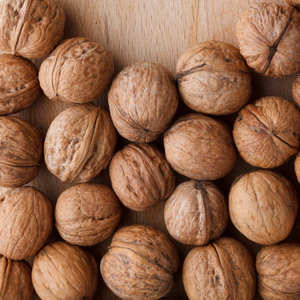 Trozos de Nuez Cruda Sin Tostar para Fabricantes de Alimentos - Product Image 1