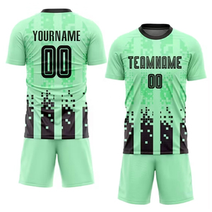 Uniforme de Fútbol Sublimado Personalizado OEM, Unisex, Cómodo y Transpirable, 100% Poliéster, Uniforme de Fútbol para Equipos Adultos - Product Image 1