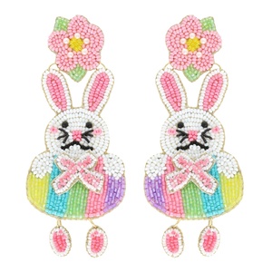 ต่างหูลูกปัดรูปหน้ากระต่ายน่ารักสำหรับเด็กผู้หญิงและผู้หญิงออกแบบมาเพื่อเพิ่มสไตล์ที่สนุกสนานให้กับลุคสบายๆและรื่นเริง - Product Image 1