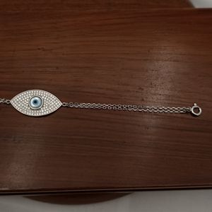 สร้อยข้อมือเงินแท้ 925 ประดับจี้รูปตาปีศาจ ฝังเพชร CZ ชุบโรเดียม สายปรับได้ ดีไซน์เก๋ เครื่องประดับเสริมดวงสำหรับผู้หญิง - Product Image 4