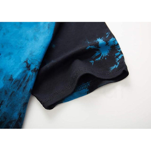 Camiseta de Punto Tie-Dye para Hombre, Casual, de Manga Corta, Cuello Redondo, con Diseño Azul y Negro - Product Image 4