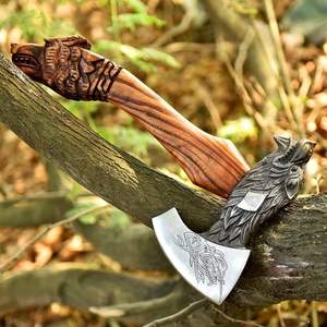 Hache viking haut de gamme, forgée à la main, manche gravé, acier à haute teneur en carbone, étui en cuir fin de qualité supérieure pour l'extérieur – Vente chaude - Product Image 2