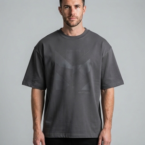 Camiseta Gráfica Gris Carbón para Hombre, Cuello Redondo, Manga Corta, Estilo Casual Urbano, Algodón - Product Image 1