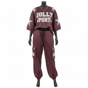 Conjunto de pantalón y jersey de malla de poliéster premium GSM para mujer, color granate, con estampado por sublimación, logotipo serigrafiado, jersey y pantalón de malla personalizados, conjuntos para mujer - Product Image 6