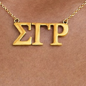 Collar con Letras Griegas Doradas de Sigma Gamma Rho, Cadena con Colgante para Mujer, Joyería Minimalista, Regalo Elegante y con Estilo - Product Image 5