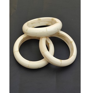 กำไลข้อมือกระดูกธรรมชาติ เป็นมิตรกับสิ่งแวดล้อม ผู้จำหน่ายเครื่องประดับแฟชั่นสำหรับผู้หญิง - Product Image 1