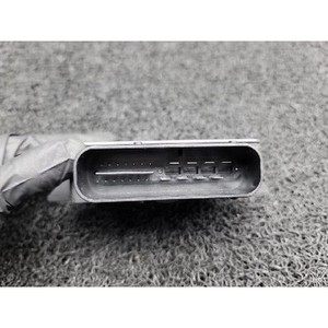 ECU และโมดูลคอมพิวเตอร์มือสองสำหรับรถยนต์ซีรีส์ 5 รุ่น EB679908301 - Product Image 3