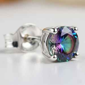 Boucles d'oreilles clous en argent sterling 925, Alexandrite changeante de couleur, pierre de naissance de juin, bijoux minimalistes en pierres précieuses, cadeau - Product Image 6