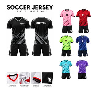 Ensemble de maillot de football personnalisé noir et gris, col en V, manches courtes, 100% polyester, impression sublimée, évacuation de l'humidité, pour hommes adultes - Product Image 5