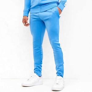 Ensembles de survêtements d'hiver pour hommes, personnalisés, grande taille, en coton, coupe-vent, imprimés, séchage rapide, qualité supérieure, directement de l'usine - Product Image 4