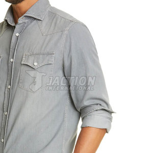 เสื้อเชิ้ตยีนส์ผู้ชายคุณภาพสูง ผลิตในปากีสถาน พร้อมบริการสกรีนโลโก้ตามสั่ง - Product Image 4