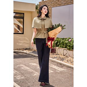 Blusa Elegante Color Caqui con Cuello Peter Pan y Cinturón de Tela a Juego para Mujer, Estilo Casual de Oficina para Otoño e Invierno, DARCY - Product Image 2