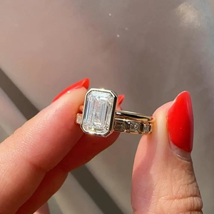 Unisex Emerald Oval Cut Diamond Engagement <b>Ring</b> Prong Setting 3.30 Carat Lab-Grown 14K Gold Plated Eternity IGI Certified - Product Image 4