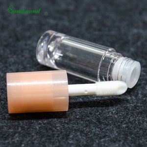Wholesale 5.6ml InjectionMolded Bright Pink With Pearlescent Powder Empty Liquid Blush Bottle Custom Lip Gloss Tube Large Brush - Product Image 4