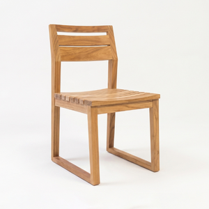 Silla Individual de Madera de Teca con Asiento de Listones y Patas de Estilo Loop – Diseño Robusto, Moderno y Minimalista - Product Image 4