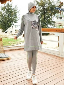 Women <b>Modest</b> Sport Wear Zipper for Women Pocket Design Muslim Gym <b>Set</b> Fast-dry Women Muslim Activewear <b>Set</b> - Product Image 4