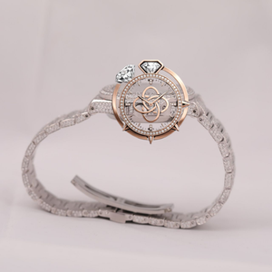 Reloj de Lujo para Hombre de Acero Inoxidable con Bisel Tonneau y Diamantes Moissanite - Product Image 3
