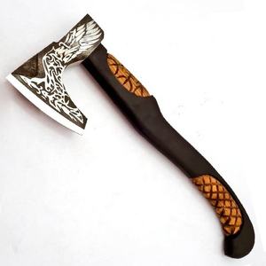 Hache de chasse de haute qualité, fabriquée à la main, en acier au carbone, avec manche en bois de rose, fourreau en cuir et tomahawks - Product Image 4