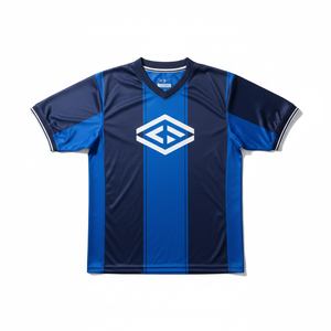 เสื้อฟุตบอลแบบกำหนดเอง แห้งเร็ว ผลิตจากโพลีเอสเตอร์ คอวี ชุดทีมสำหรับฝึกซ้อมและแข่งขัน - Product Image 1