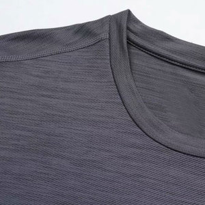 T-shirts de sport pour hommes, légers, écologiques, personnalisables, de haute qualité, 100% polyester, très demandés - Product Image 4