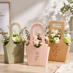 ถุงดอกไม้ Bloom With Love แบบกระดาษไอวอรี่ ฐานสี่เหลี่ยม หูหิ้วไดคัท ปั๊มร้อน ลายคลาสสิก สำหรับบรรจุภัณฑ์ของขวัญและงานฝีมือ - Product Image 3