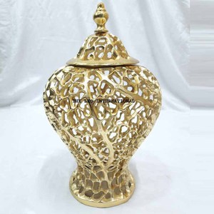 Jarrón de Mesa con Diseño de Coral para Arreglos Florales Modernos, Decoración de Bodas, Tamaños Personalizados, Jarrón de Metal Estilo Ginger Jar - Product Image 1