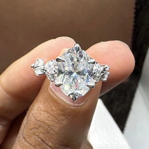 แหวนหมั้นเพชรโมอิสซาไนต์ทรงรี 2.5 กะรัต ดีไซน์วินเทจ ทอง 14K แหวนแต่งงานเพชรโมอิสซาไนต์ แรงบันดาลใจจากธรรมชาติ แหวนสัญญา - Product Image 4