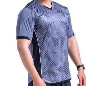 เสื้อฟุตบอลสั่งทำได้ MOQ ต่ำ สวมใส่สบาย บริการ OEM พร้อมสกรีนโลโก้ พิมพ์ลายดิจิตอล สีพื้น สำหรับทุกเพศ - Product Image 3