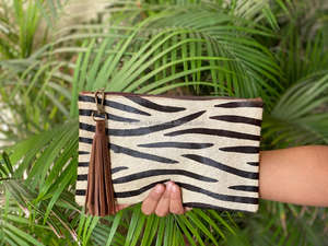 กระเป๋าสตางค์ผู้หญิงตะวันตกทำจากหนังวัวแท้มีพู่ห้อยทำด้วยมือคุณภาพสูง - Product Image 3