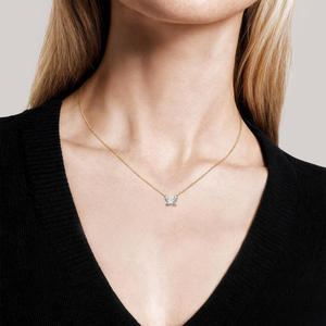 Collier pendentif en diamant taille marquise papillon symétrique - Product Image 5